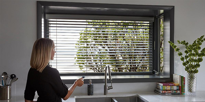 Window Automatic Blinds